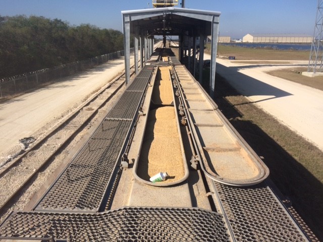 2016-11-18_railcar